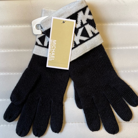 Michael Kors Cream Off White Black Banded MK Logo Monogram Gloves NWT - Picture 2 of 6